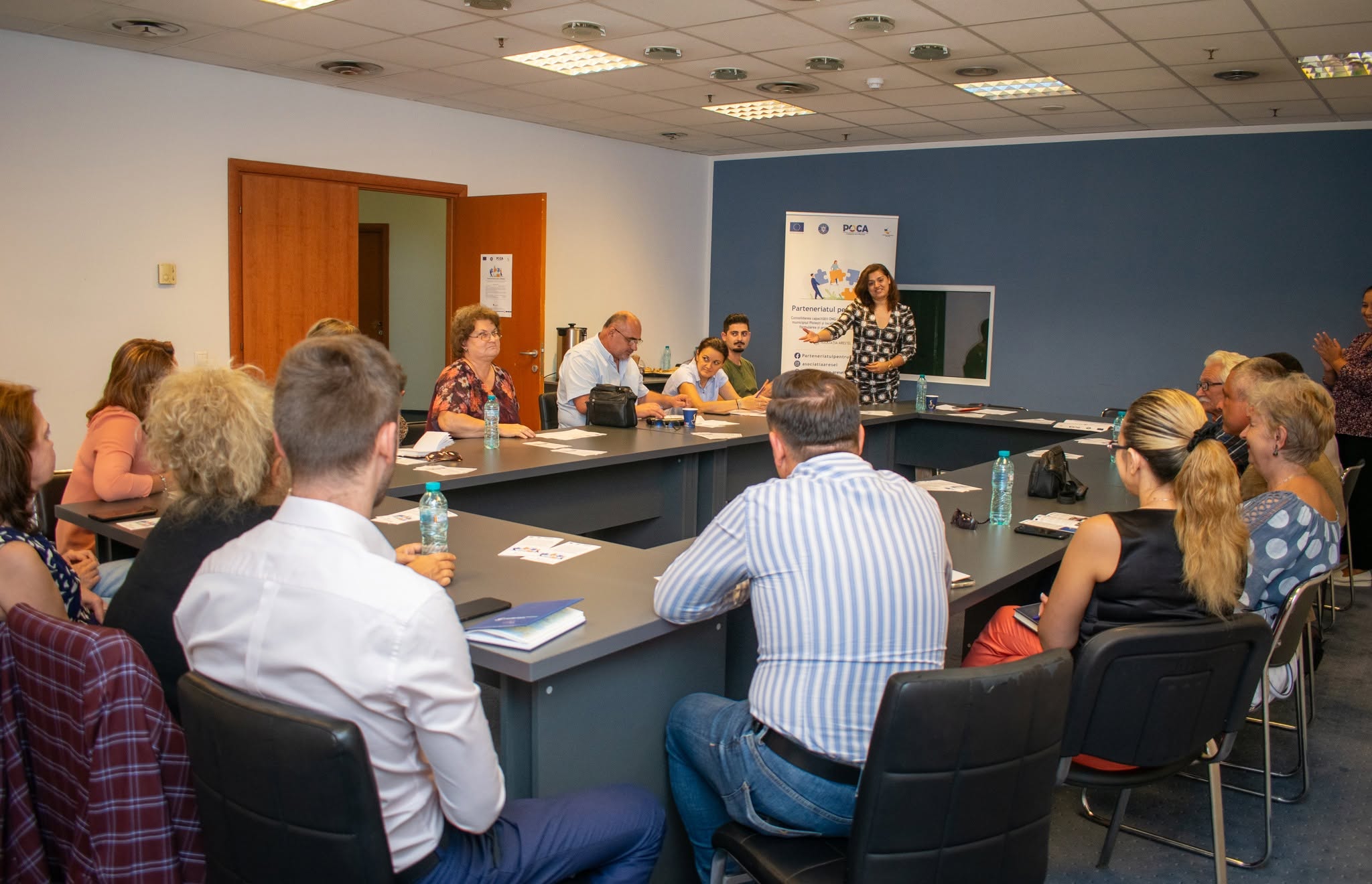 Sesiune de planificare educațională cu tineri și cadre didactice în Prahova